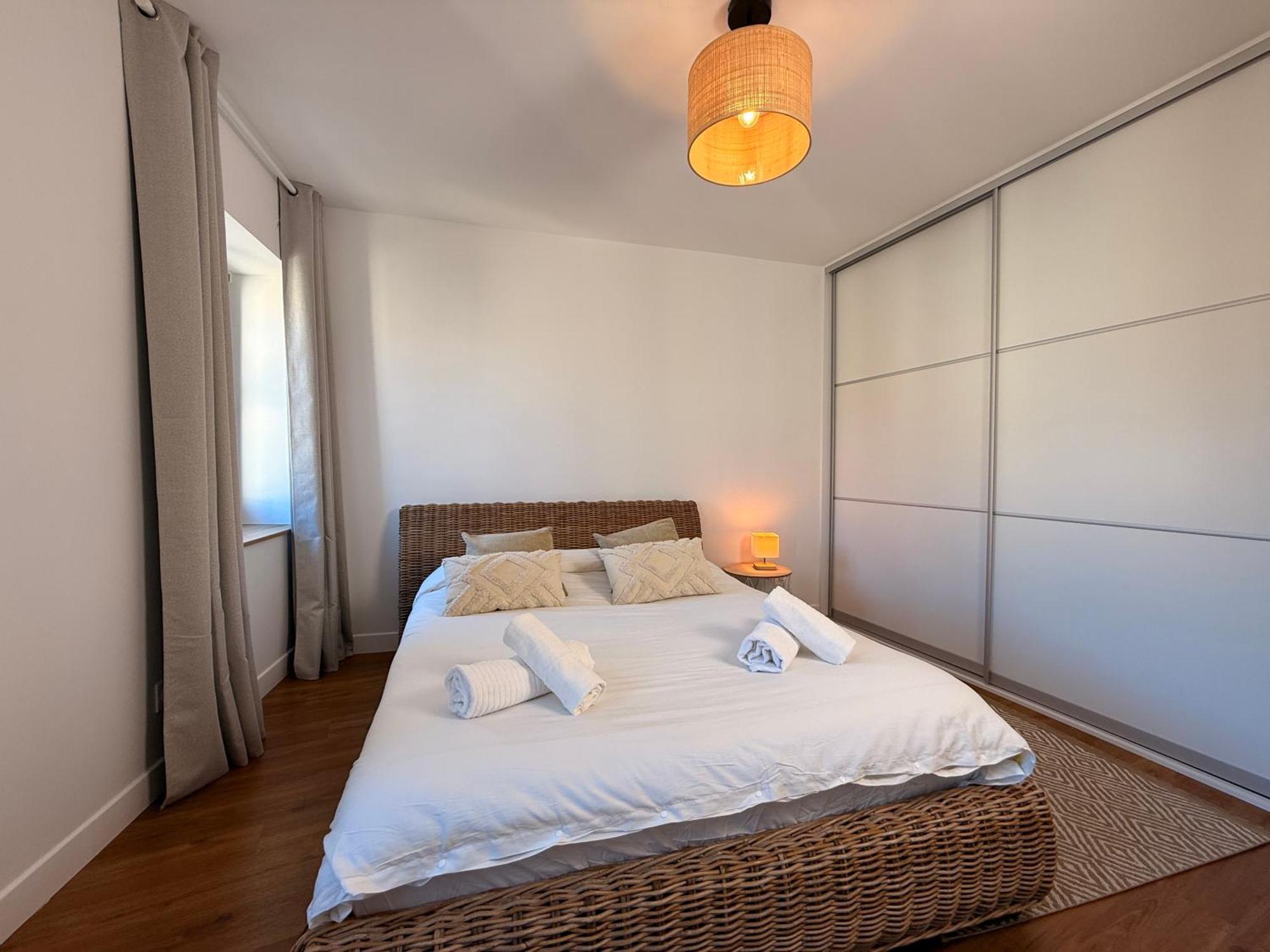 Le Saint Just T2 Proche Des Halles Wifi Apartment *